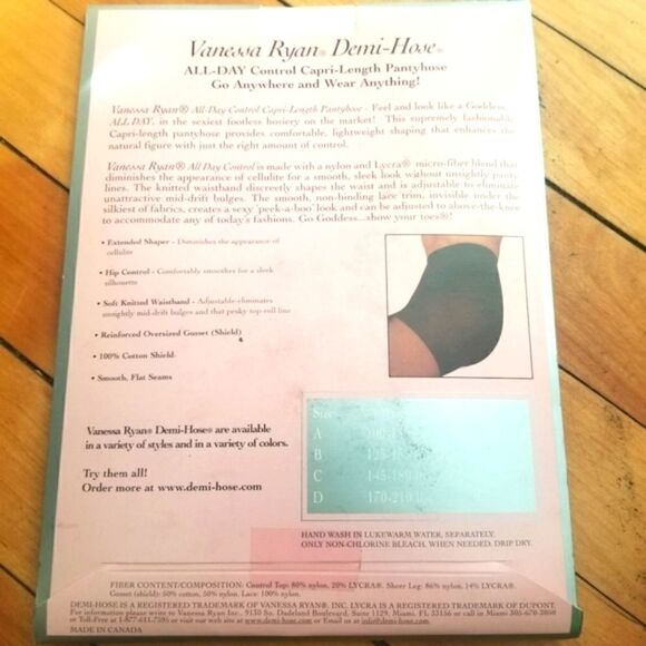 Vanessa Ryan Demi Hose - Picture 3 of 4